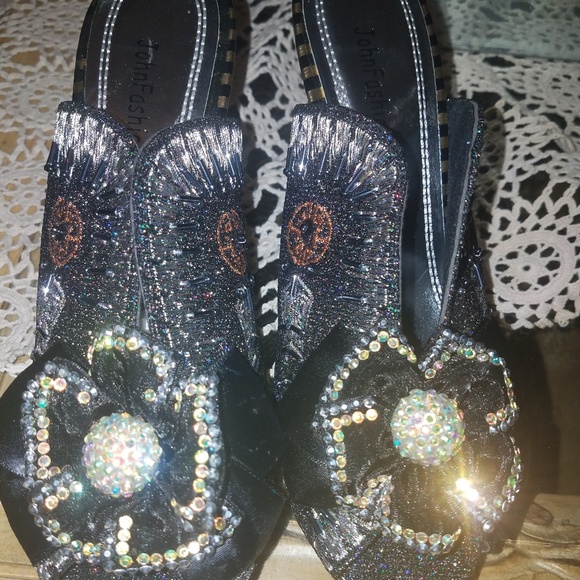 One of a kind Exotic Peep Toe Heels - Picture 5 of 8